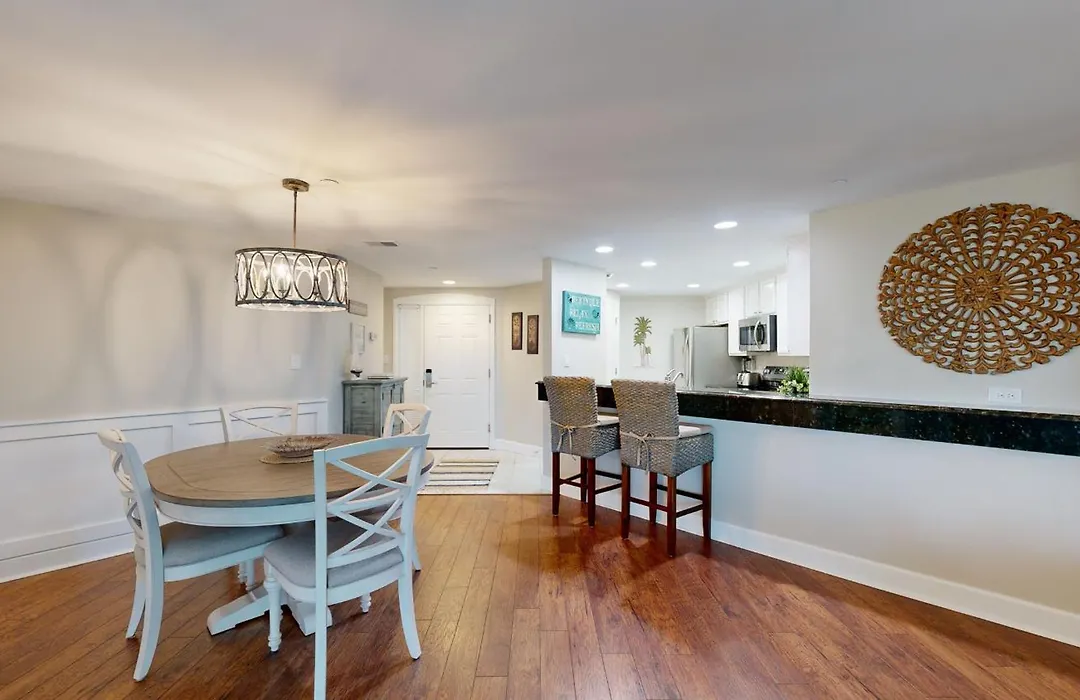 210 Windsor Place-1